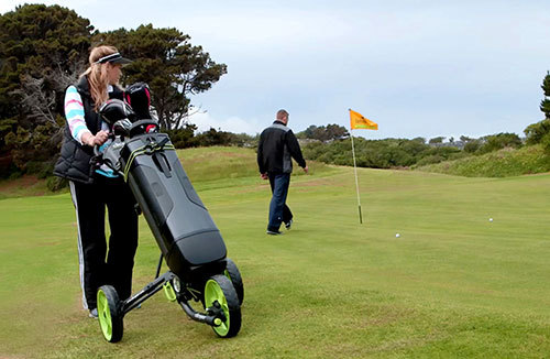 loop-golfpod-playing-500.jpg