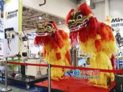 厦门工博会在会展开幕 两岸数千个展位等你来参观