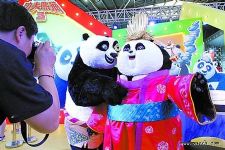 中国国际动漫游戏博览会开幕 首日迎来3.6万人次观众