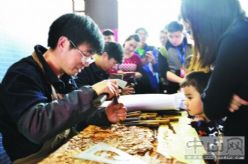 中山红木家具展延期一周至27日闭幕