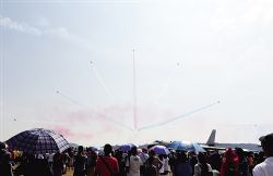 第十一届中国航空航天博览会闭幕 成交187架飞机