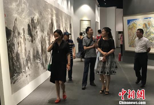 2017全国手工艺产业博览会在上海开幕